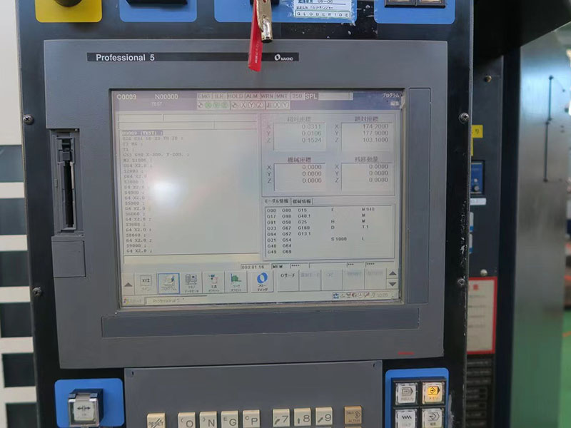 MAKINO V33 2006