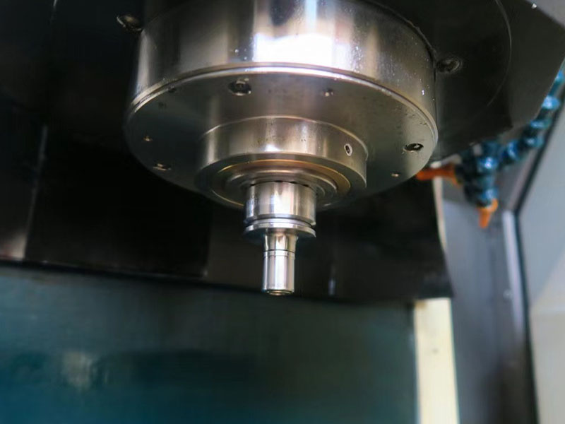 MAKINO V33 2006