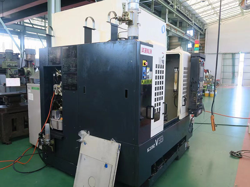 MAKINO V33 2006