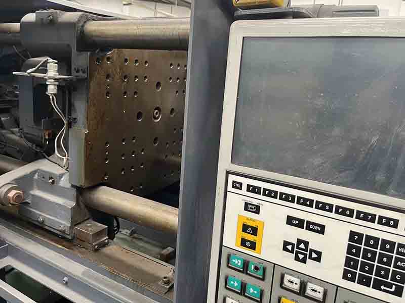SUMITOMO SE100D 2004